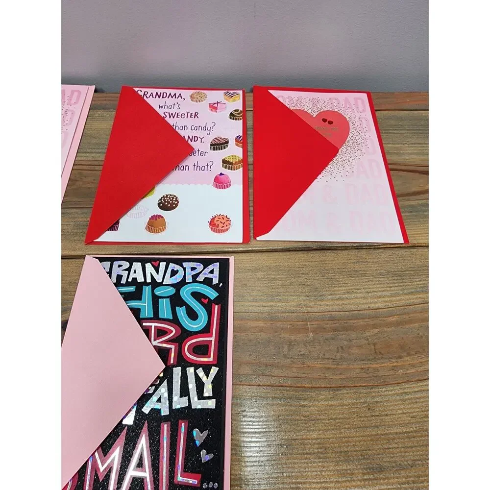 Lot of 8 Hallmark Valentine's day Greeting Cards New Mom Dad Grandma Grandpa